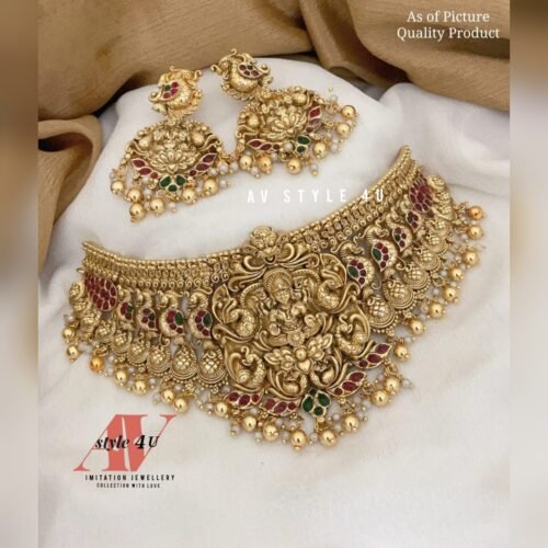 Exquisite Matte Finish Lakshmi Choker Set