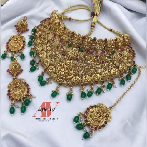 Exquisite Matte Finish Lakshmi Choker Set