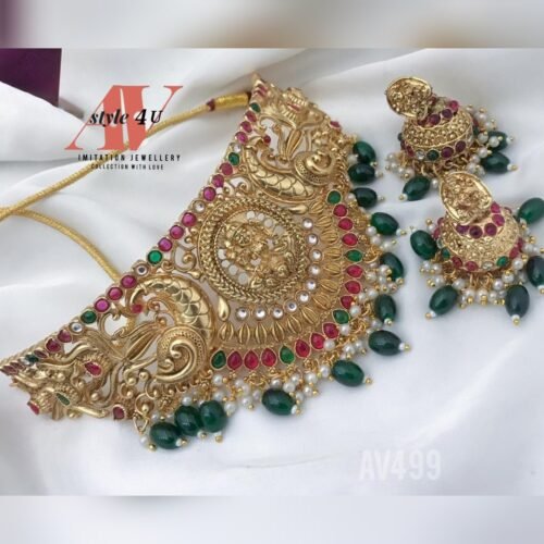 Exquisite Matte Finish Lakshmi Choker Set