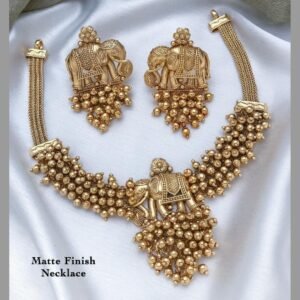 Pearls Necklace Set