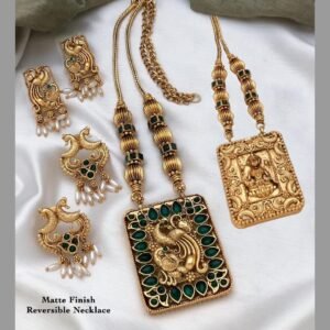 Reversible Necklace Set