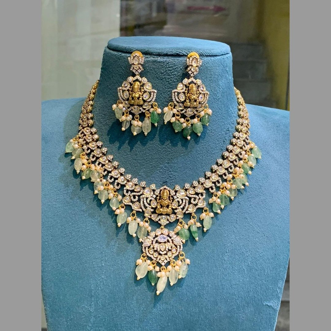 Exquisite Victorian Necklace Set