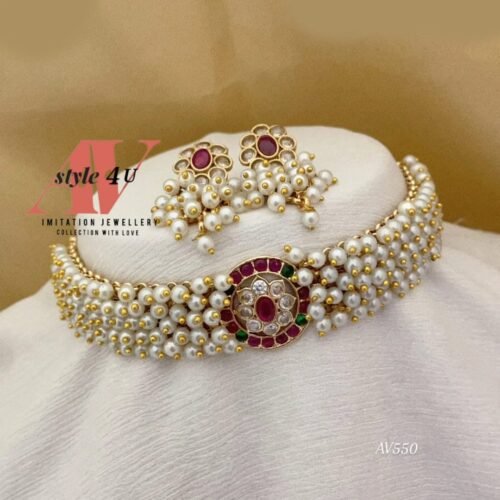Discover the Elegance of Colourful Pearls Necklaces