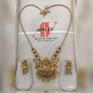 Simple Lakshmi Necklace Set
