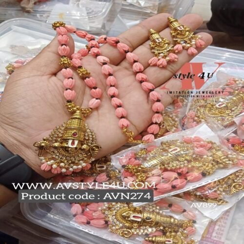 Elegant Lotus Necklace