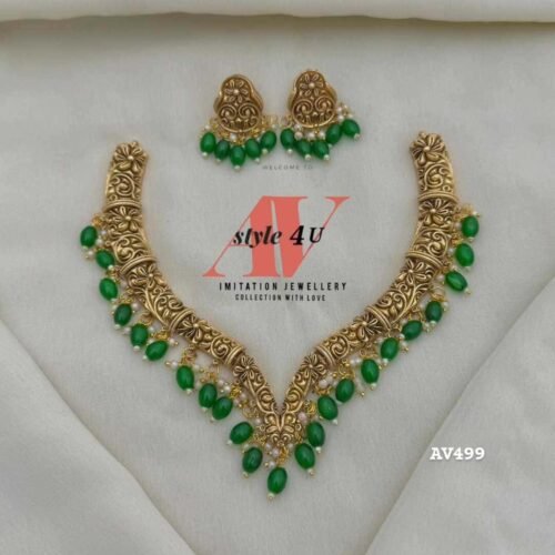 Elegant Pearl Necklace