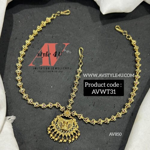 LAKSHMI DESIGN 3 LAYER SIMPLE MAANG TIKKA PRODUCT CODE AVWT31 850 3 Layer Papita Billa Maang Tikka