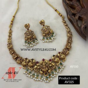 Lakshmi Pearls Matte-Necklace