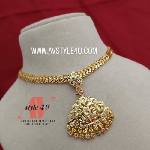Nan Design Necklaces