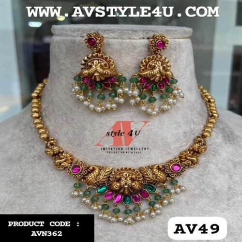 Elegant Lakshmi Necklace Set